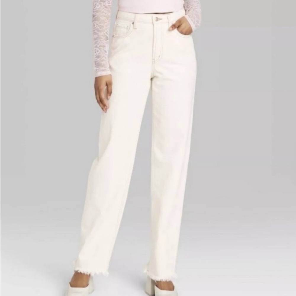 Wild Fable High-Rise Straight Leg Jeans in Off-White Raw Hem size 8